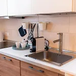 דירה Petite House