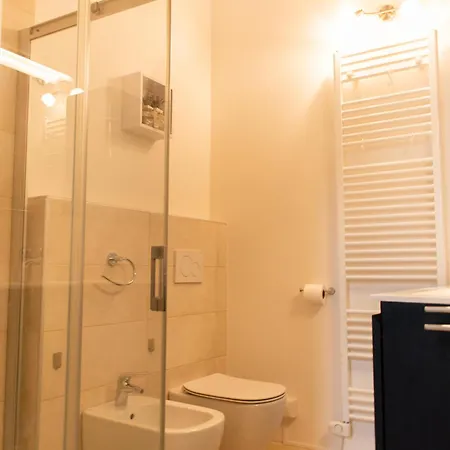 Petite House شقة *